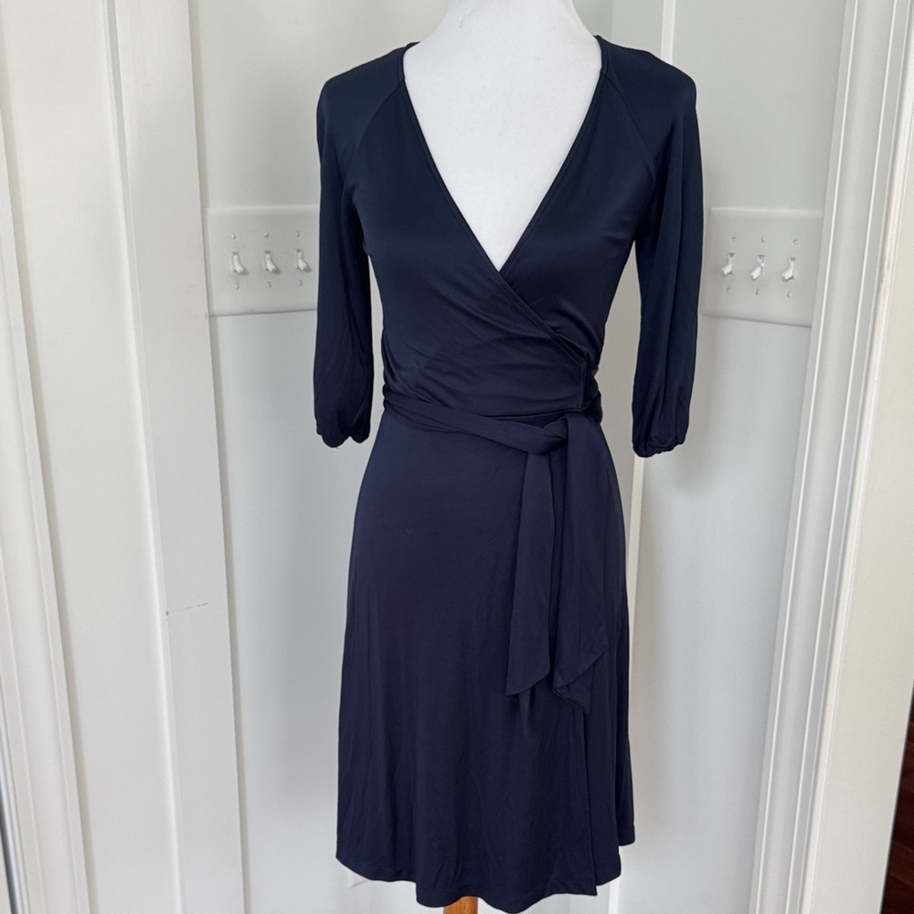 Diane Von Furstenberg Blue Classic Wrap Dress Size 4 - Picture 1 of 8